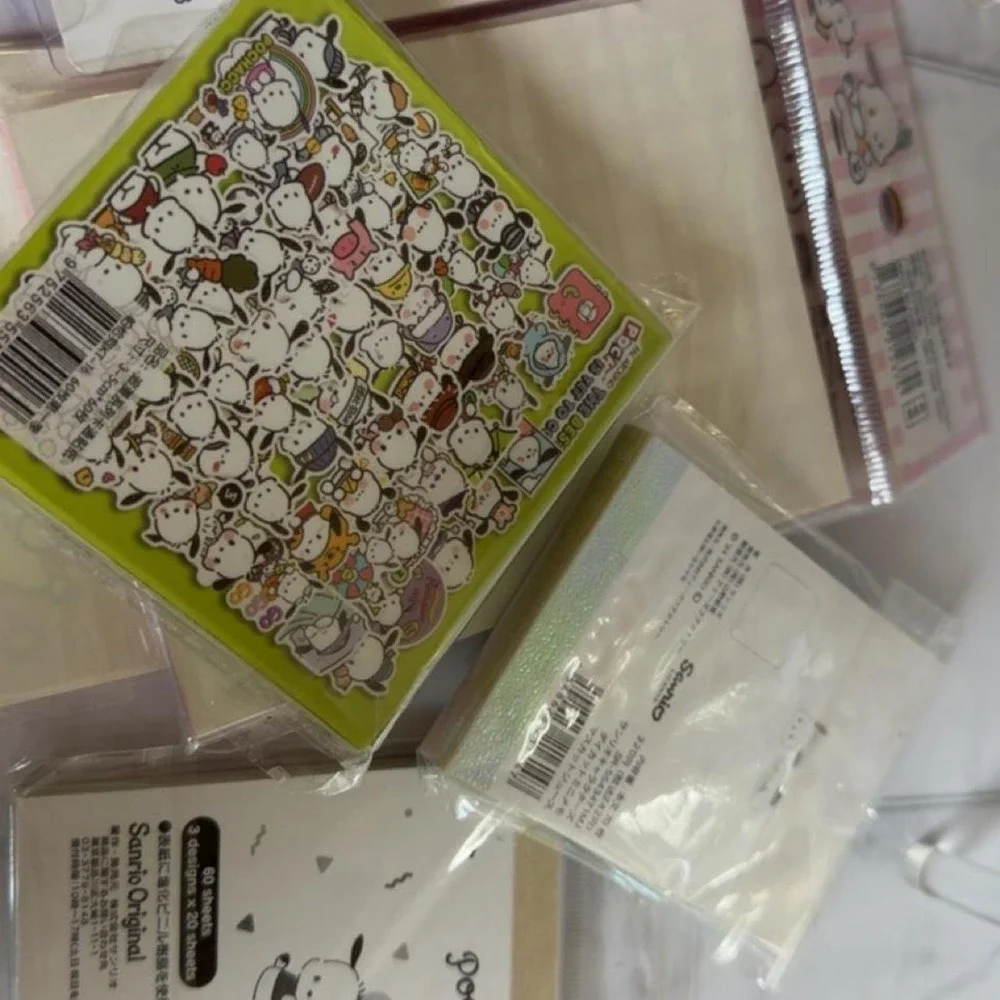 CUTEPOCHACCO 6-PIECE DESK AND STATIONERY NOTEPADS SET